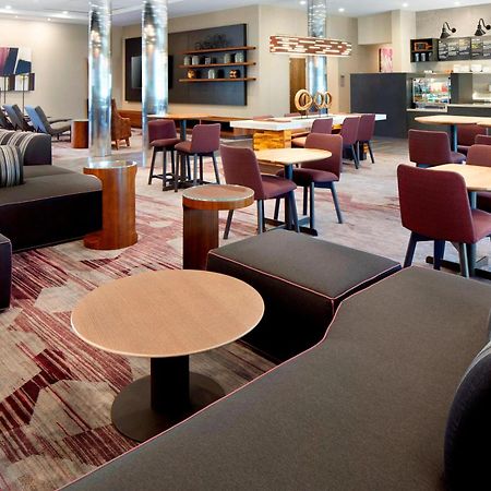 Courtyard By Marriott Houston Intercontinental Airport Hotel Exterior photo
